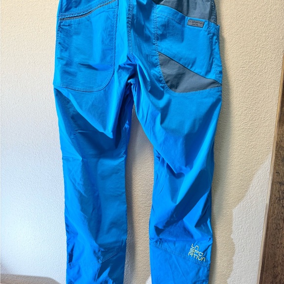 La Sportiva Men's Talus Climbing Hiking Vibrant Blue Cargo Pants - Picture 2 of 6